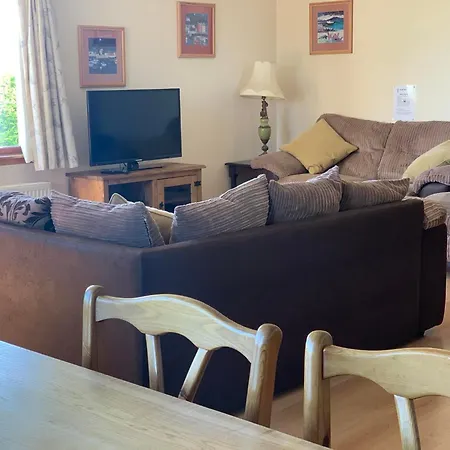 Skye Basecamp Hostel, Broadford Bay, Isle Of Skye-3
